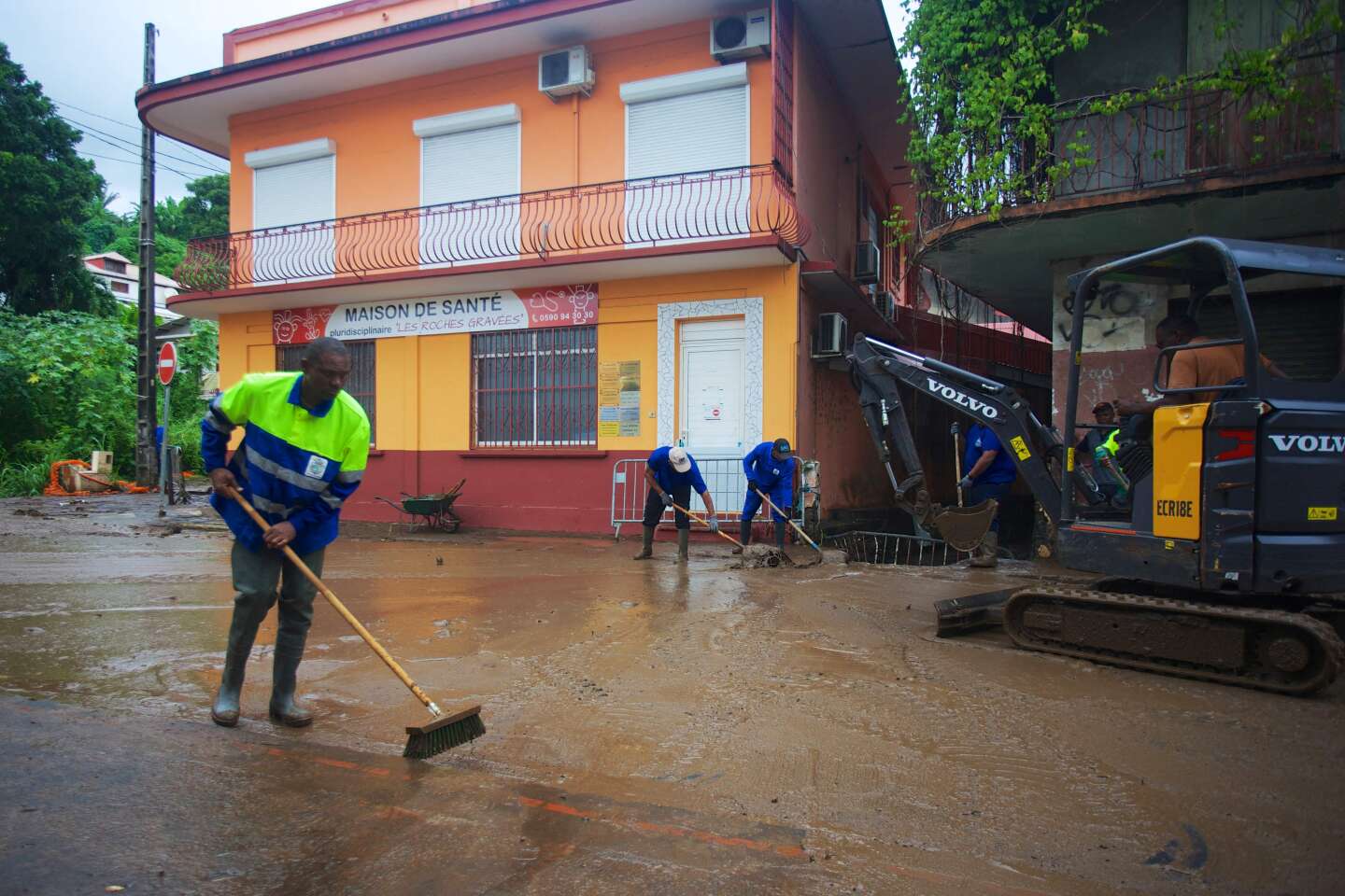 In Guadeloupe, the drinking water issue is far from being resolved