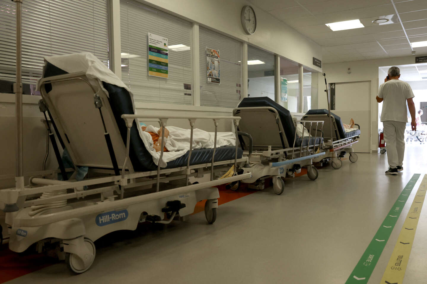 A night on a stretcher increases the risk of death in older patients by 40%