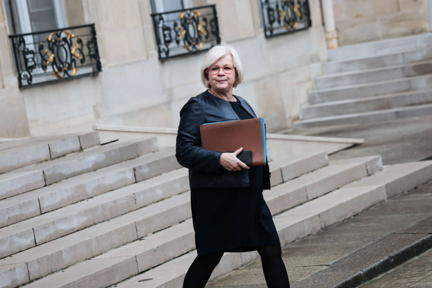 At the Ministry of Labor, Health and Solidarity: Catherine Vautrin, a local minister